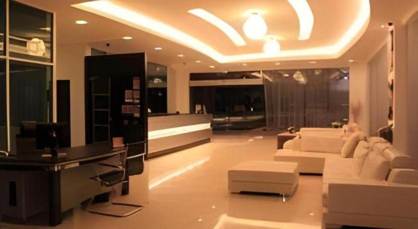 Kingston Hotel Kota Kinabalu Kültér fotó